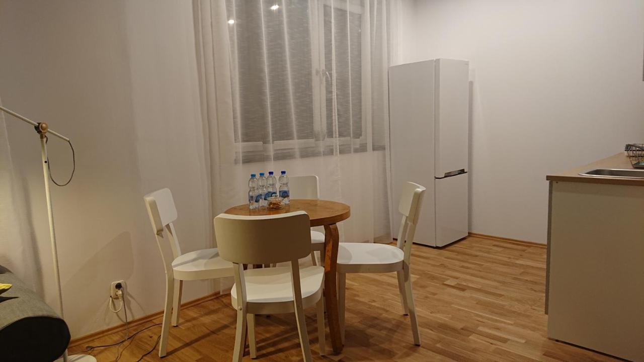 Apartamenty Nad Stonehenge Dabrowa Gornicza Exterior photo