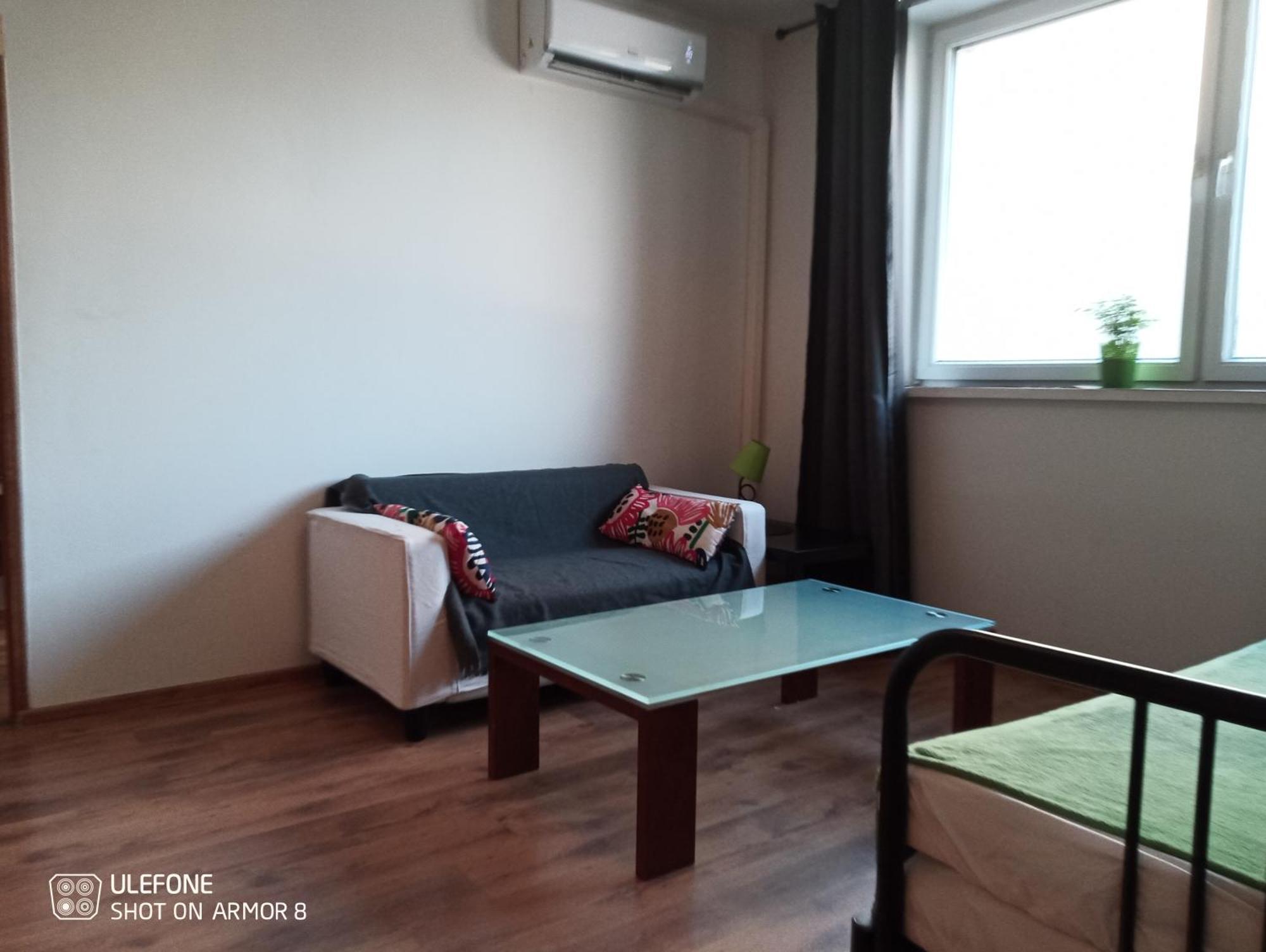 Apartamenty Nad Stonehenge Dabrowa Gornicza Room photo